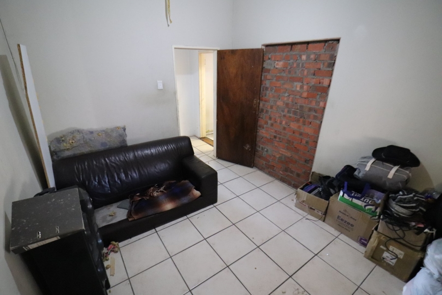 5 Bedroom Property for Sale in Churchill Estate Western Cape